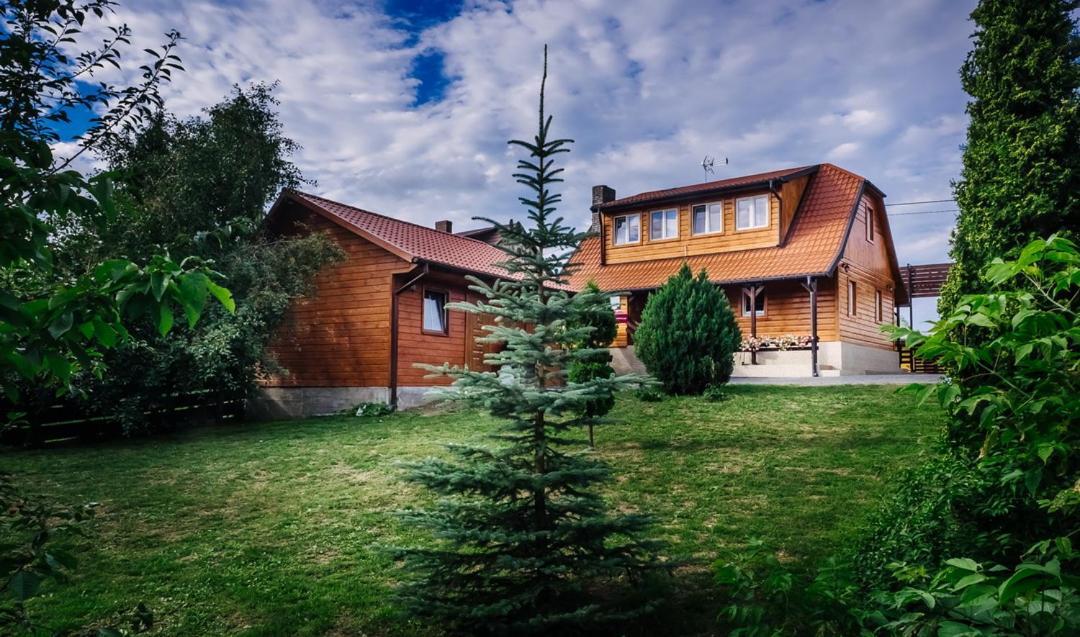 Apartamenty Pod Zamkowa Gora Rajgród Exteriör bild